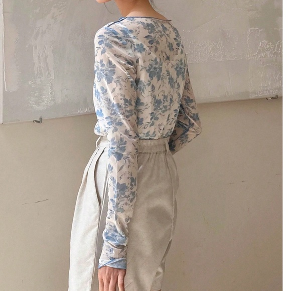 Blue Floral Sheer Long Sleeve Tee - Picture 2 of 6